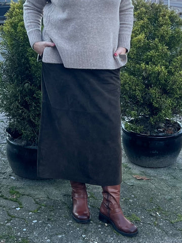 Skirt Suede Choco Suede