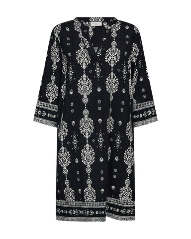FQTilly Dress Black W Star Off White